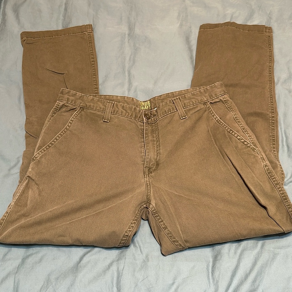 True Craft men’s Olive green khakis